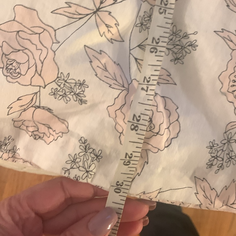Hope and Henry girls dress. Cream w/ pink rose pattern. Ruffle top lined size 10 - Picture 12 of 14